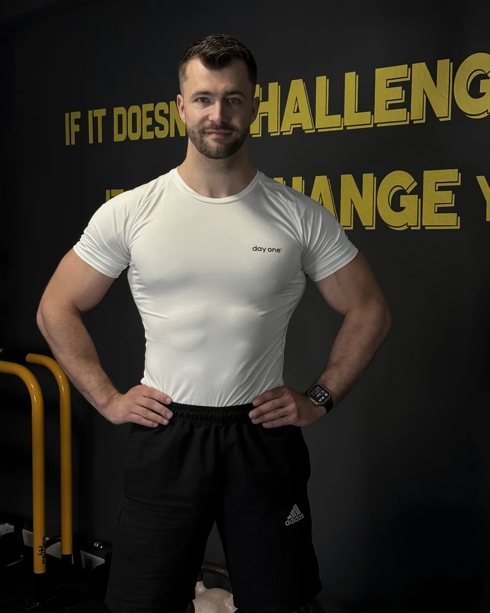 Philip Dingeldey, Personal Trainer in Lübeck, in seinem PT-Studio in der Lübecker Altstadt